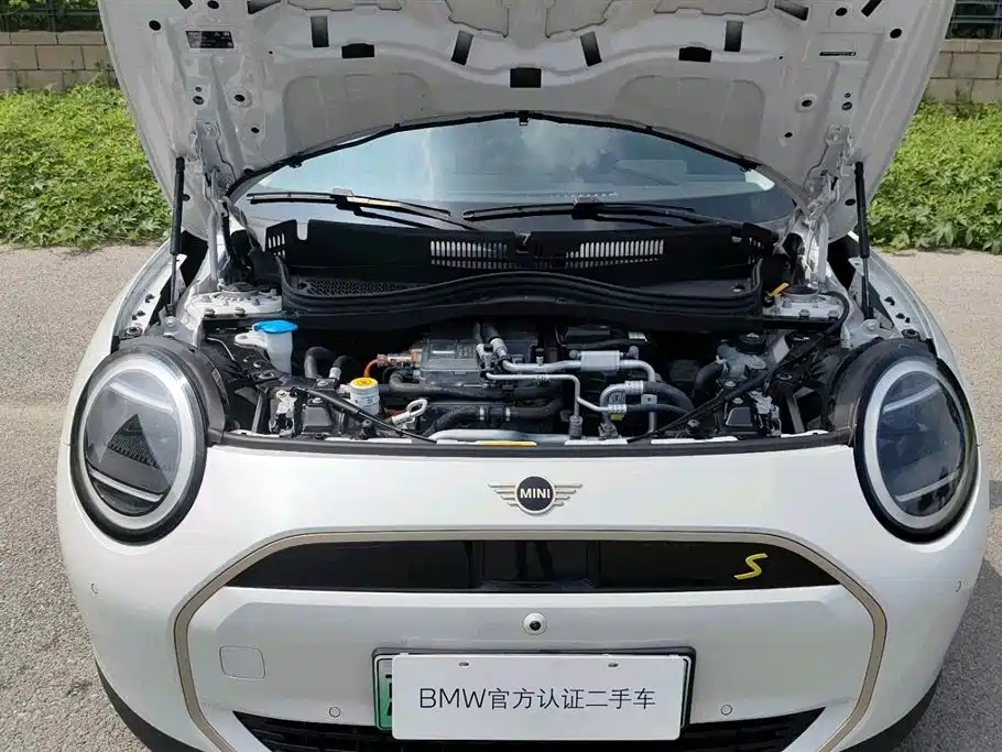 MINI MINI COOPER EV — миниатюра 11