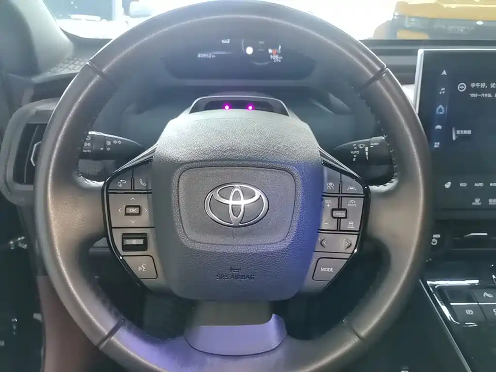 Toyota bZ4X — миниатюра 11