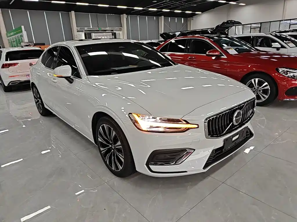 Volvo S60 — миниатюра 4