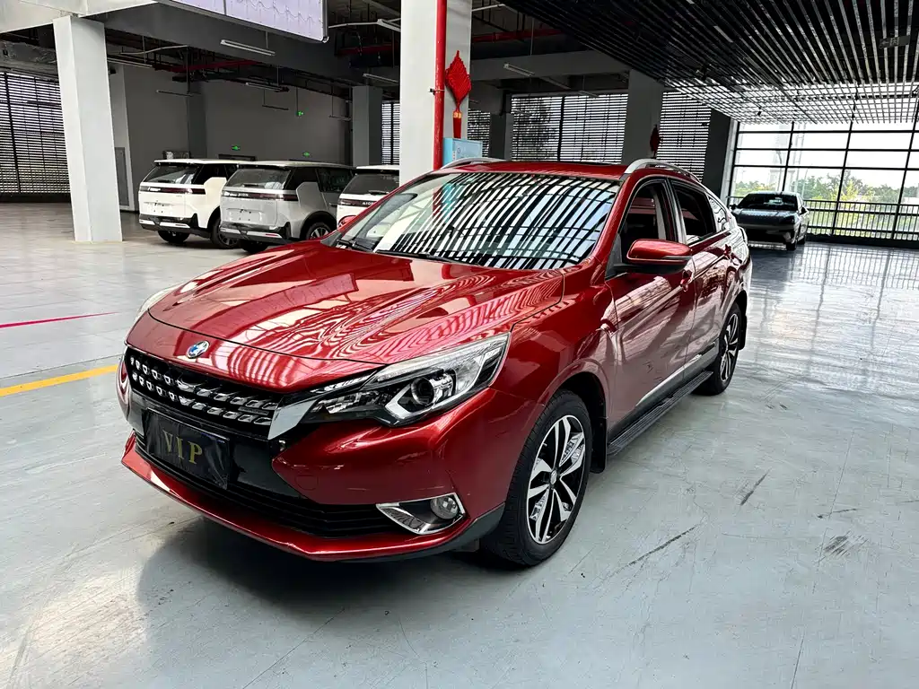 Venucia T90