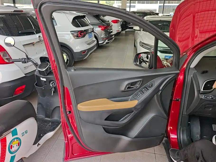 Chevrolet Trax — миниатюра 7