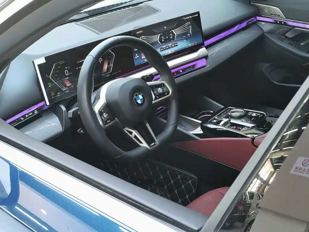 BMW 5 Series — миниатюра 14