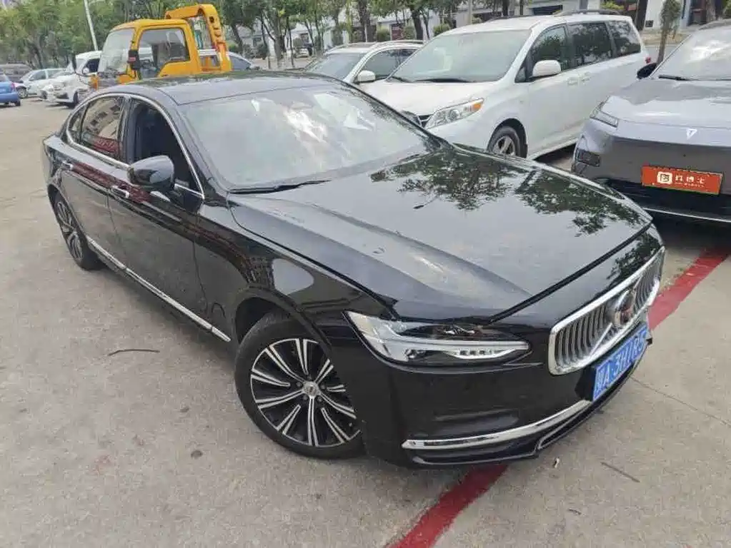 Volvo S90 — миниатюра 2