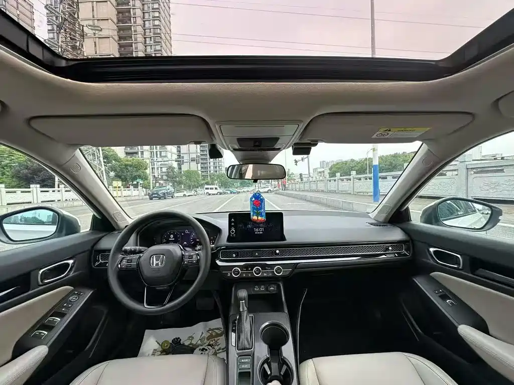 Honda Civic — миниатюра 4