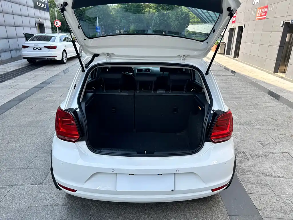 Volkswagen Polo — миниатюра 20