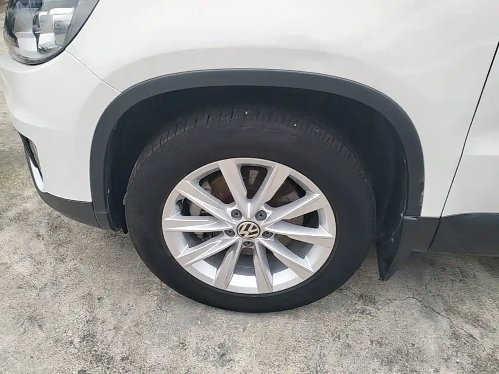Volkswagen Tiguan — миниатюра 23