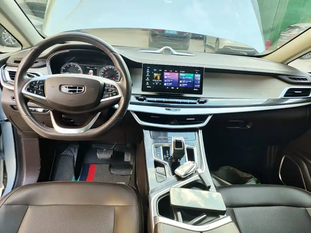 Geely Jia Ji — миниатюра 10