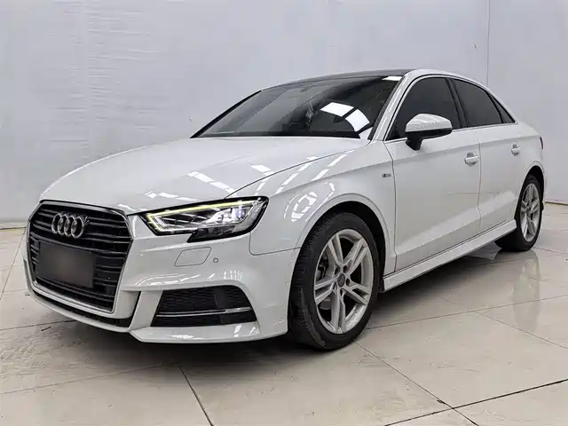 AUDI  A3 2019