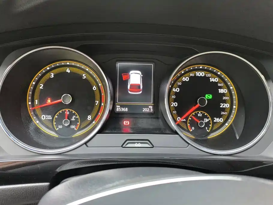 Volkswagen Tiguan L — миниатюра 14
