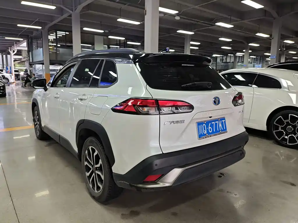 Toyota Frontlander — миниатюра 10
