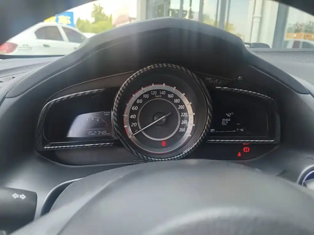 Mazda 3 Axela — миниатюра 12