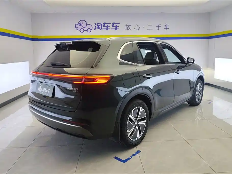 Geely Galaxy Galaxy 7 7 2025 120km +