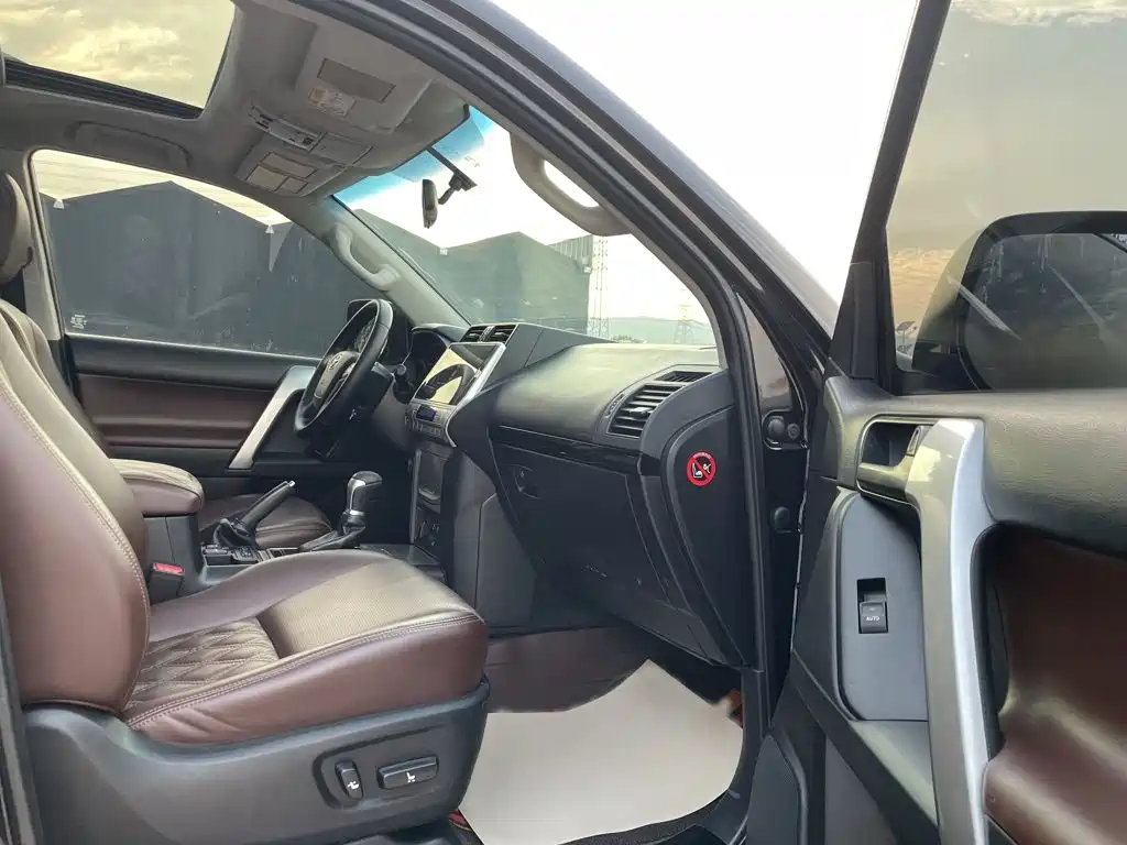 Toyota Prado — миниатюра 18