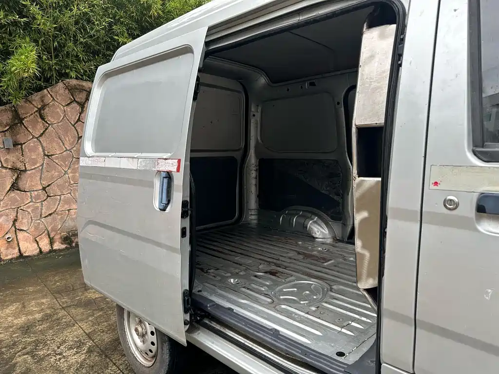 Wuling Zhiguang — миниатюра 16