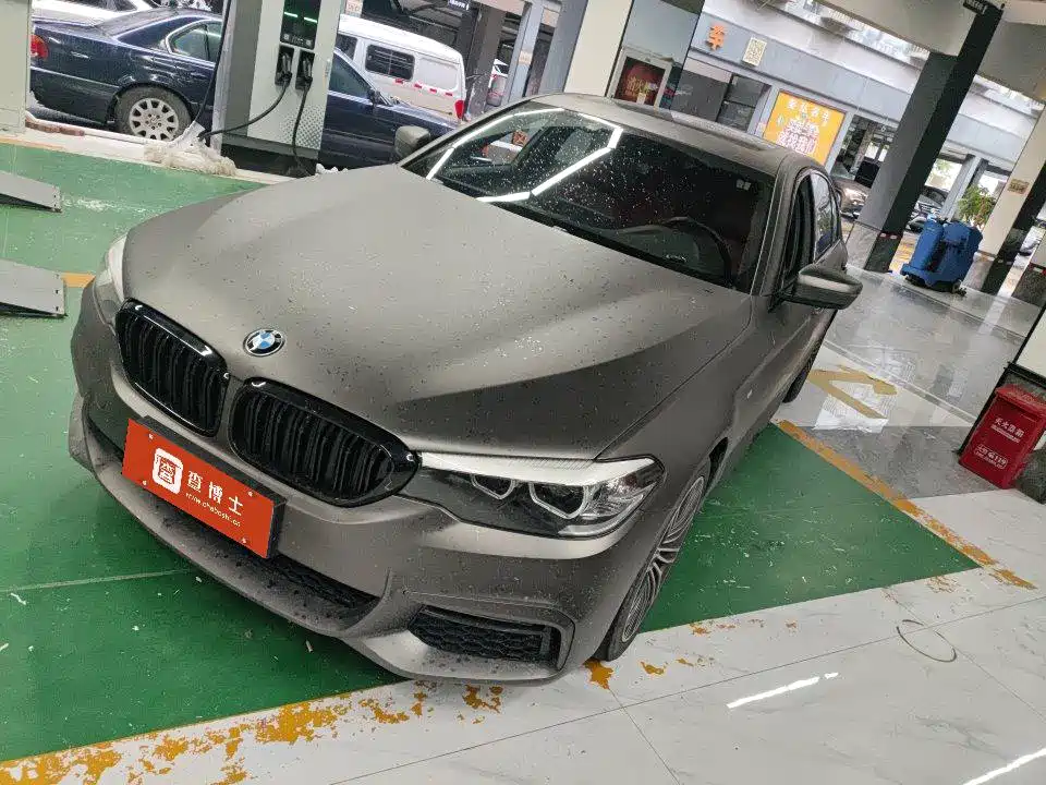 BMW 5 Series — миниатюра 9