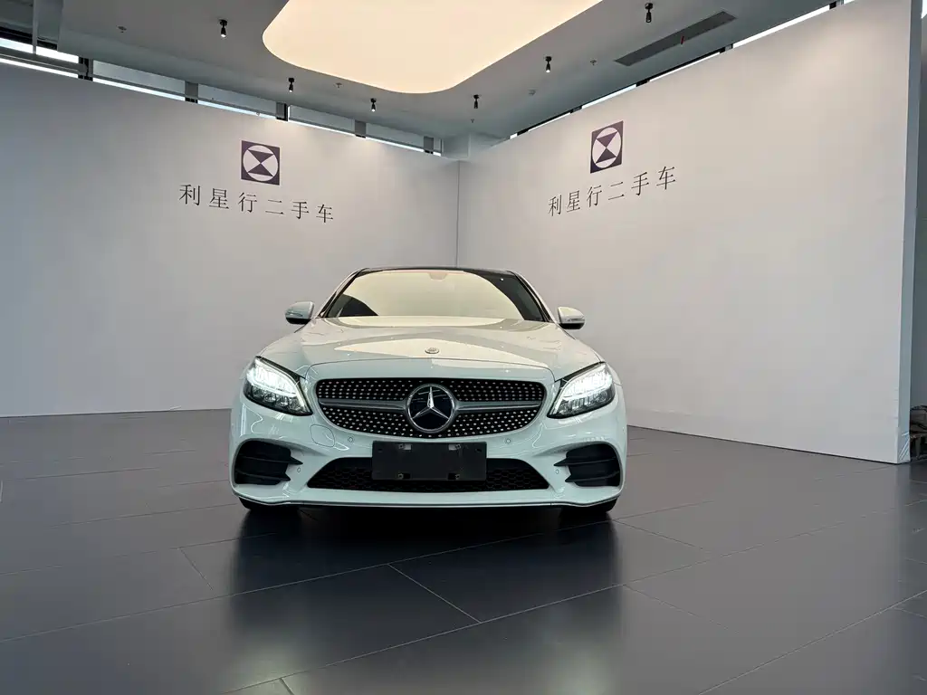 Mercedes-Benz C-Class — миниатюра 2