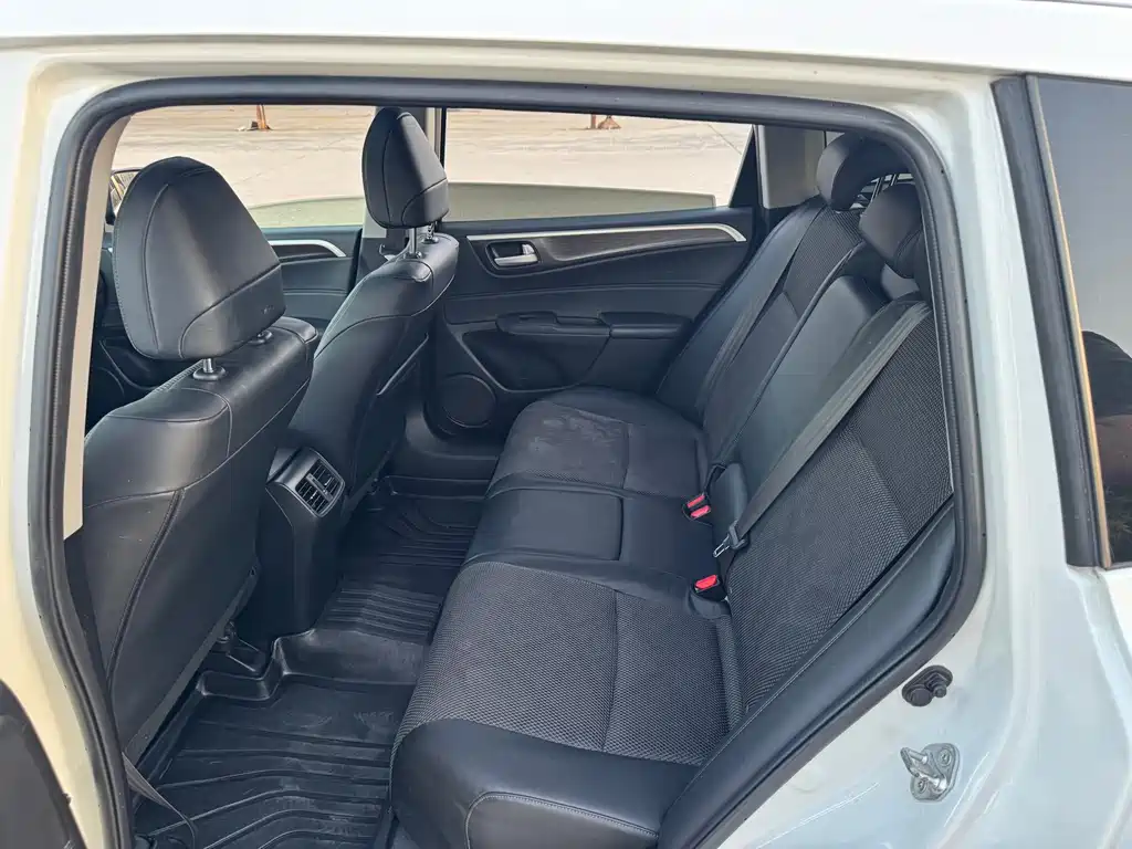 Honda Jade — миниатюра 12