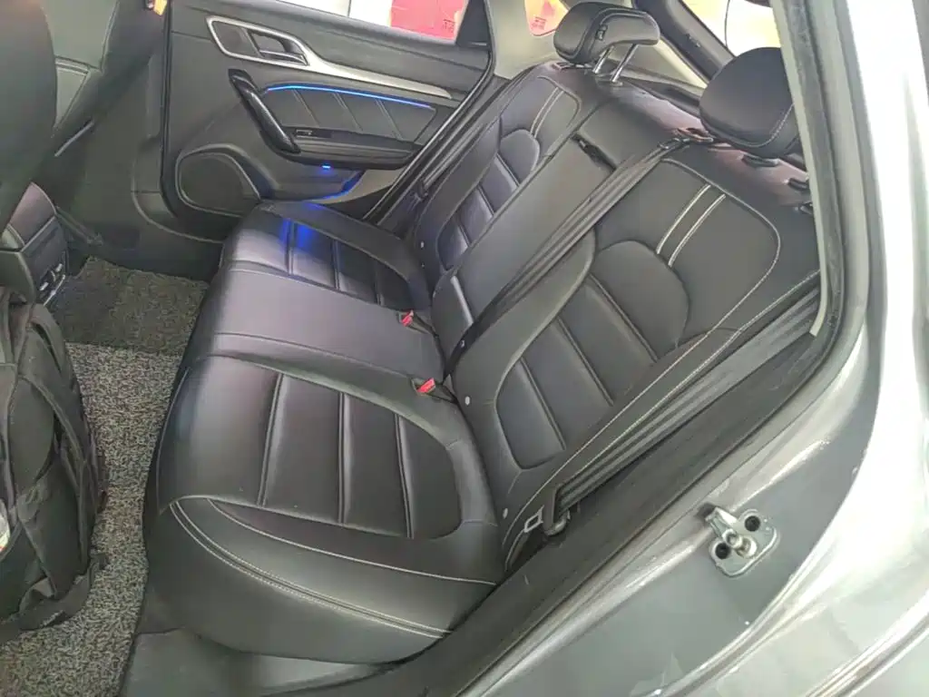 MG MG6 — миниатюра 17