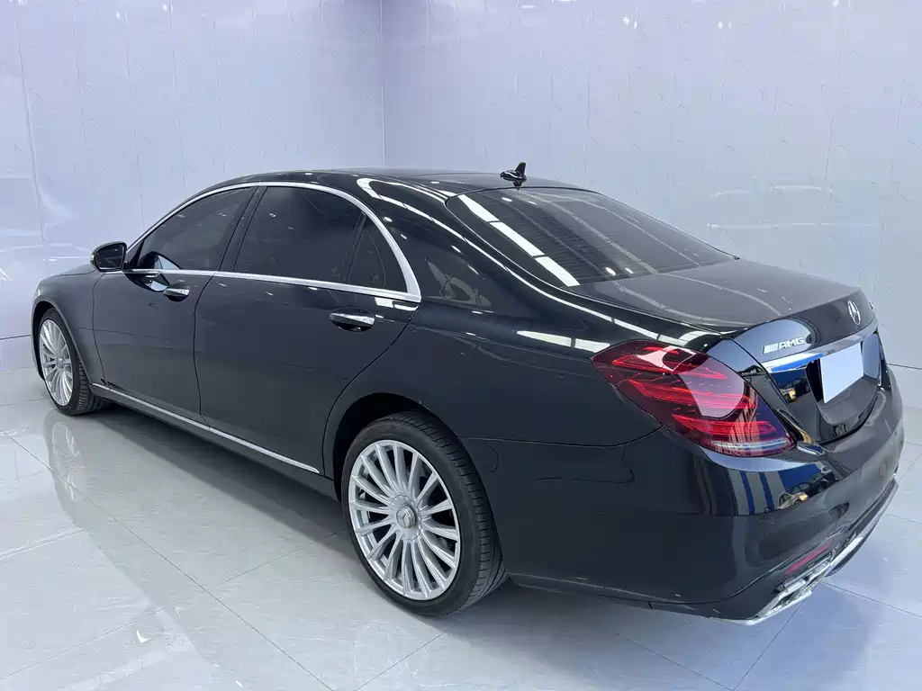 Mercedes-Benz S-Class — миниатюра 3