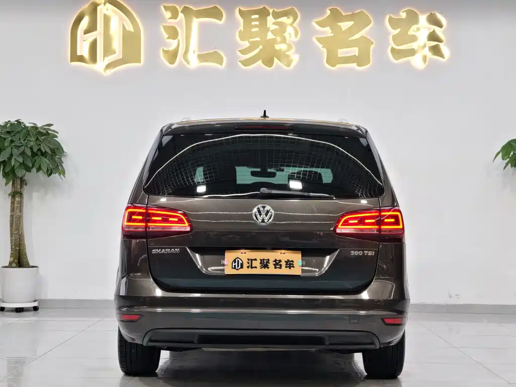 Volkswagen Xia 2018 380TSI 7 мест