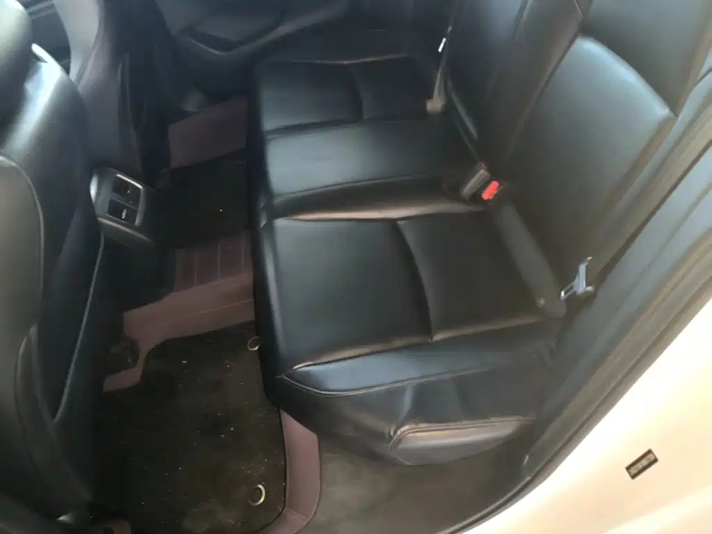 Honda Accord — миниатюра 17