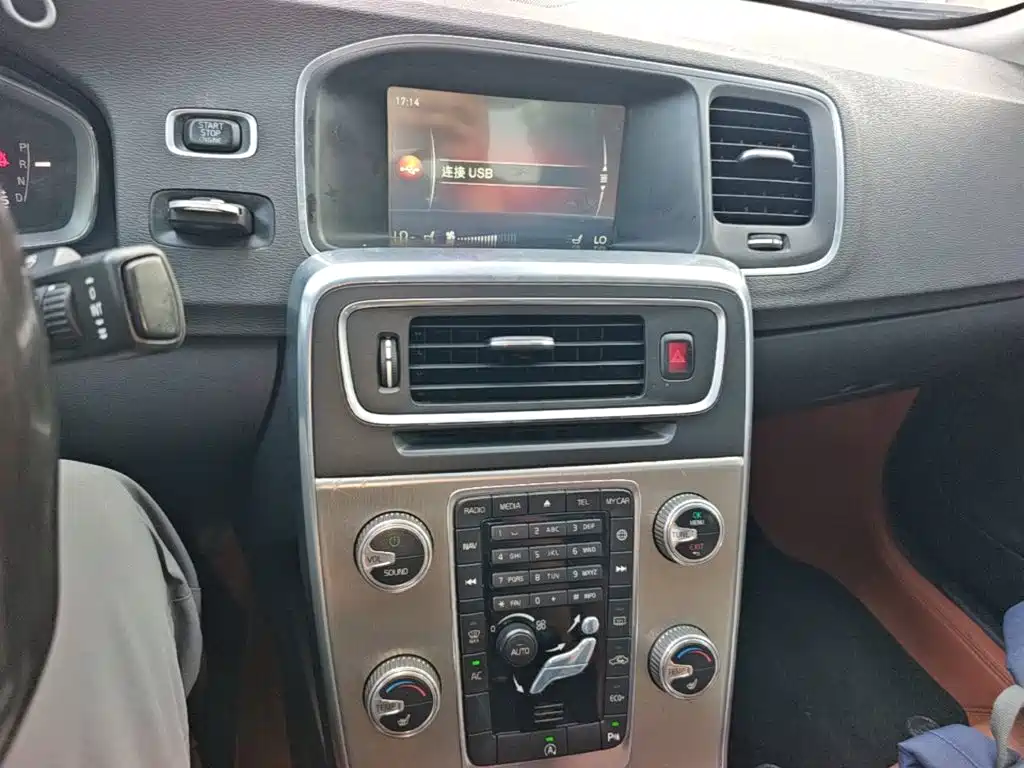 Volvo S60 — миниатюра 13