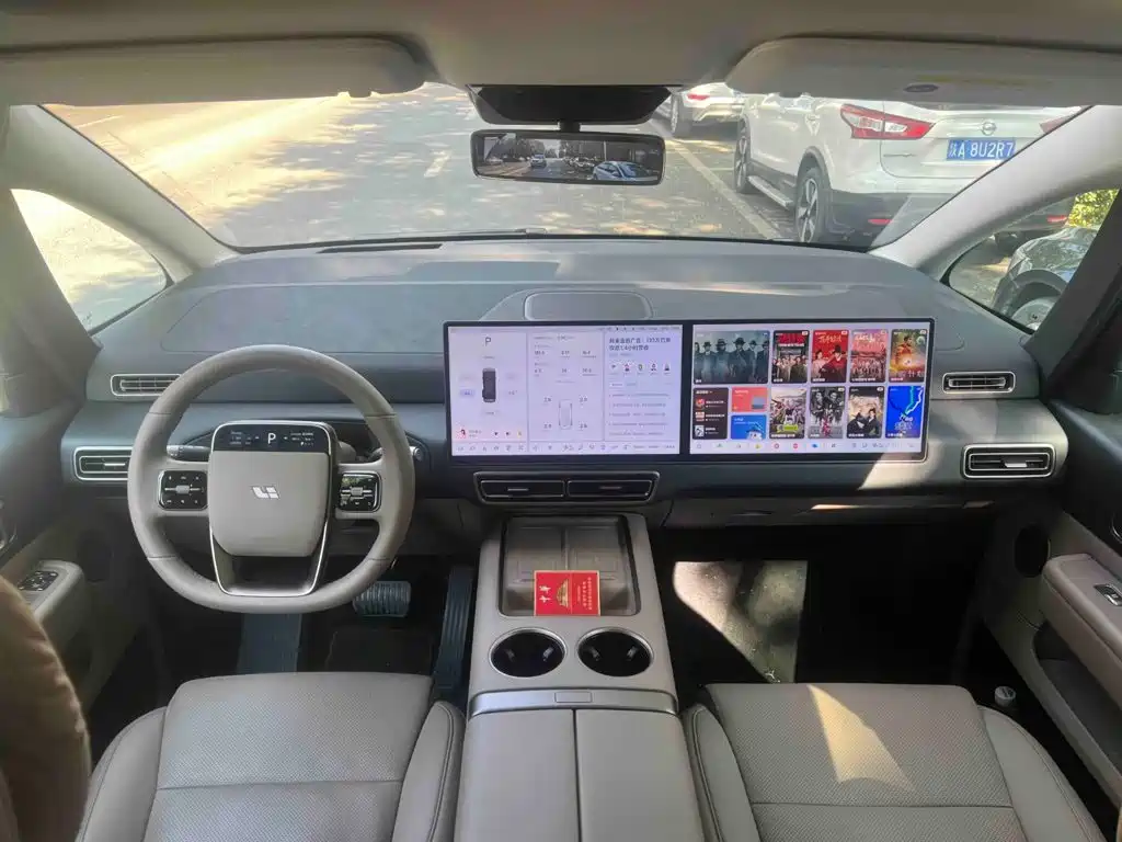 Li Auto Li MEGA — миниатюра 3