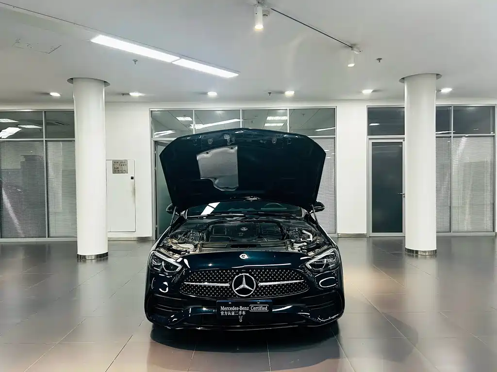 Mercedes-Benz C-Class — миниатюра 3