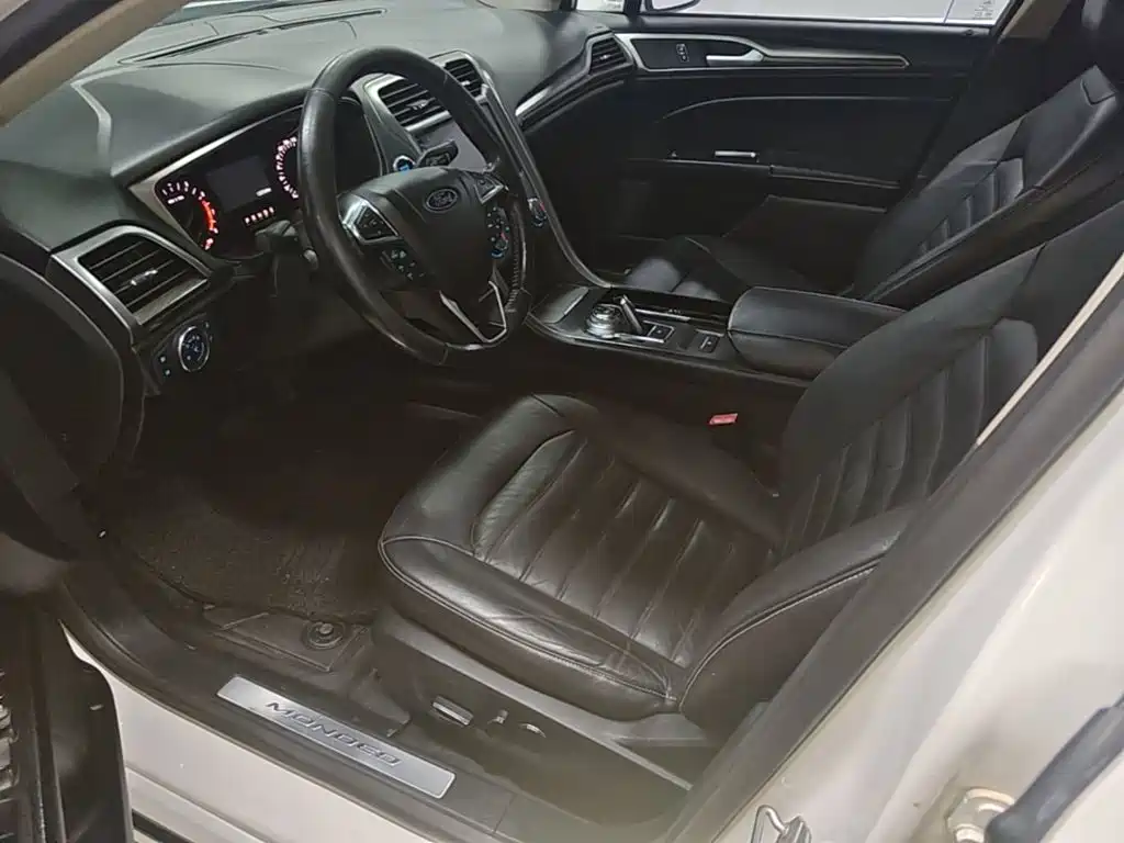 Ford Mondeo — миниатюра 15