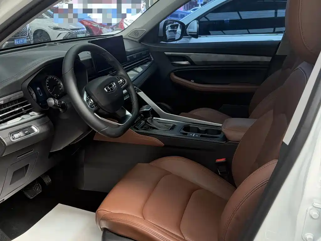 Geely Vision X6 — миниатюра 9