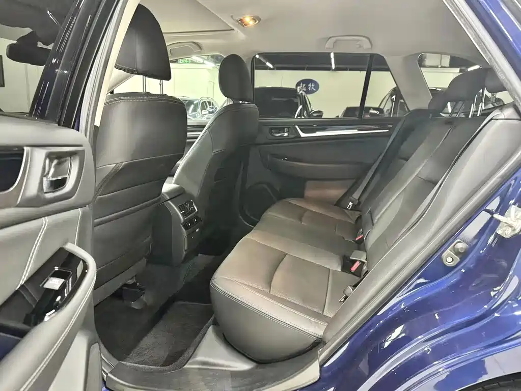 Subaru Outback — миниатюра 9
