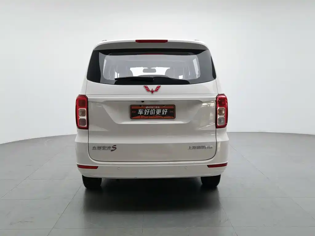 Wuling Hongguang — миниатюра 4