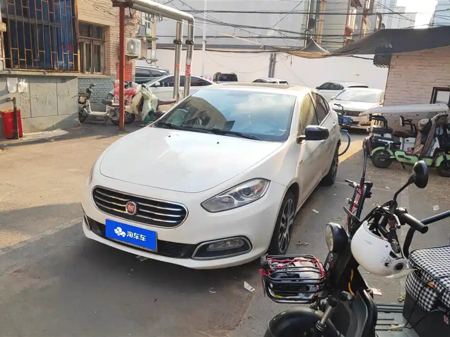 Fiat Viaggio 2013