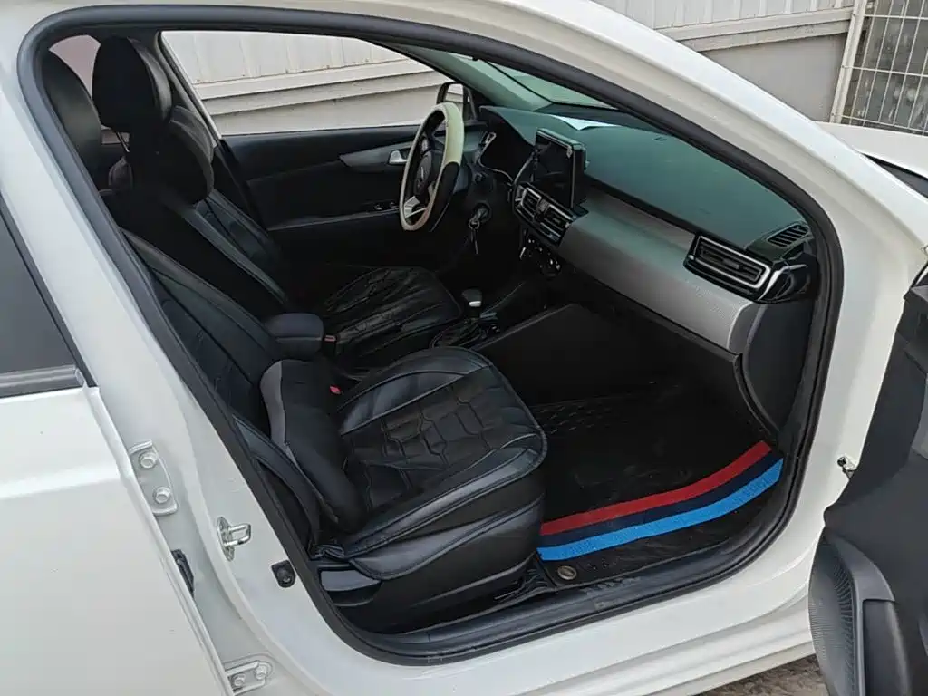 Kia Forte — миниатюра 25
