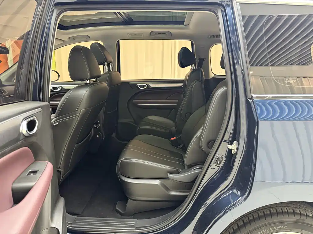 GAC Motor Trumpchi M6 — миниатюра 8