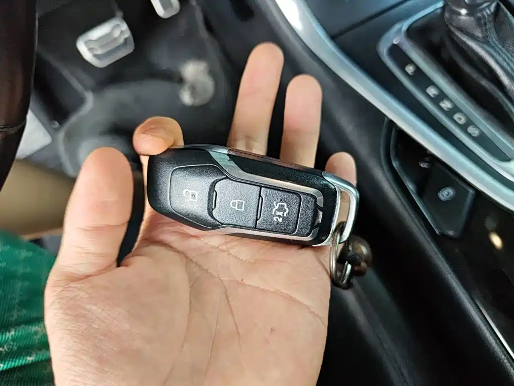Ford Edge — миниатюра 12