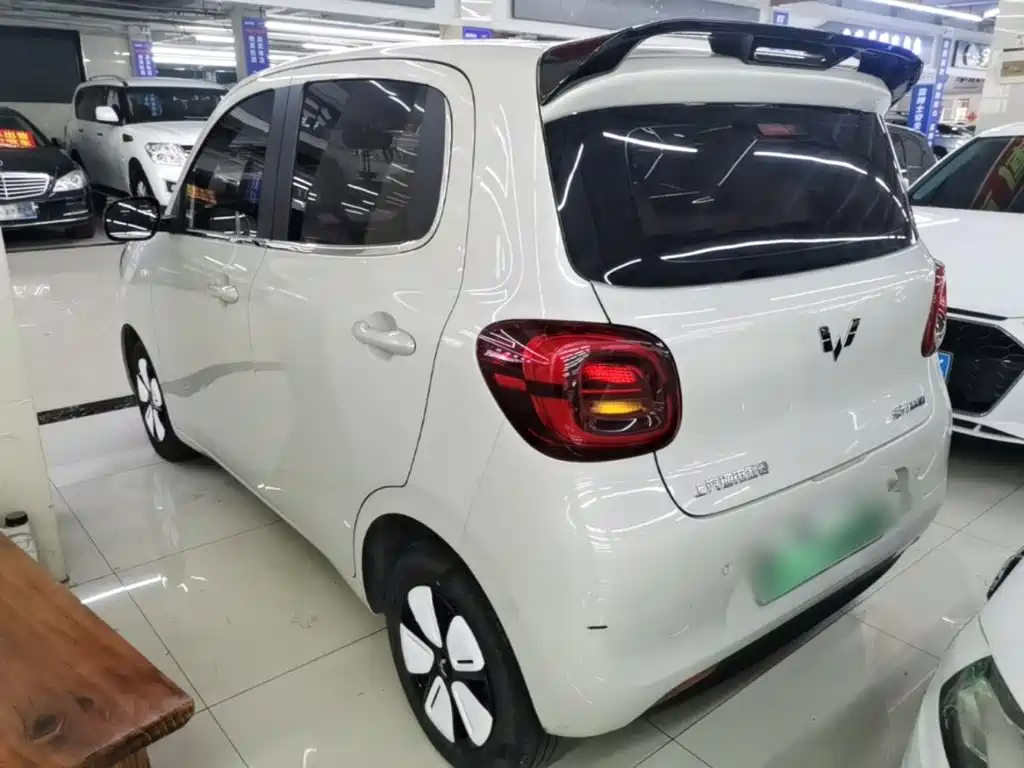 Wuling MINIEV — миниатюра 5