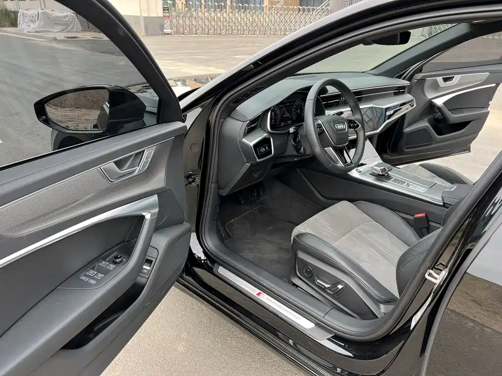 Audi A6L 2023 45 TFSI quattro