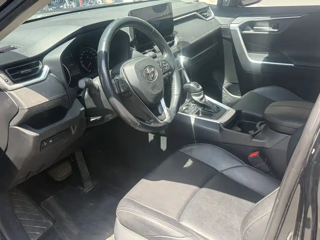 Toyota Wildlander — миниатюра 6