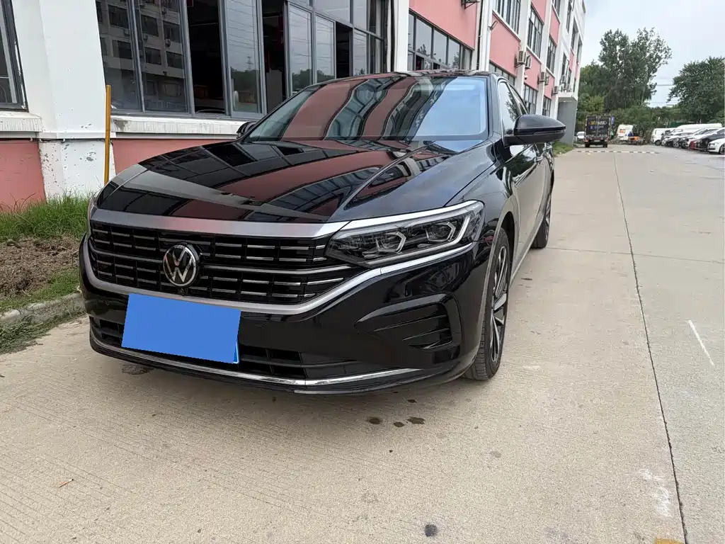 Volkswagen Passat 2024
