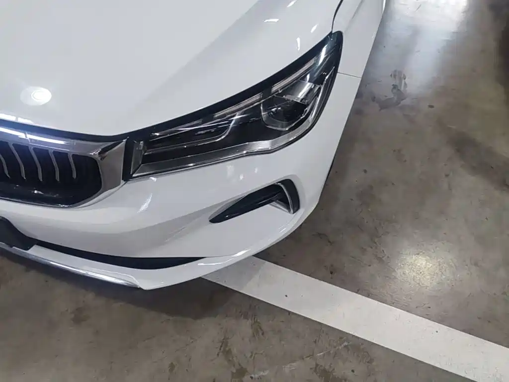 Geely Emgrand — миниатюра 24