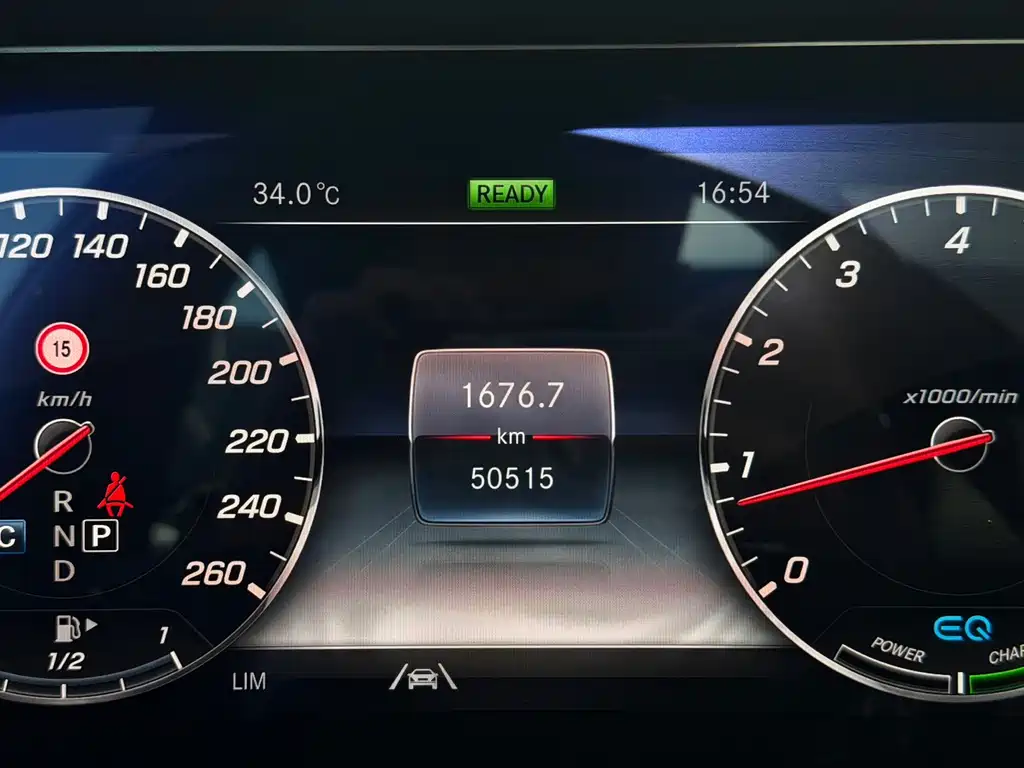 Mercedes-Benz S-Class — миниатюра 12