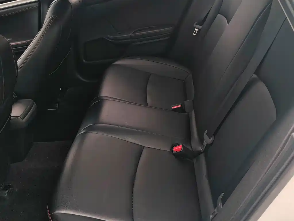 Honda Civic — миниатюра 4