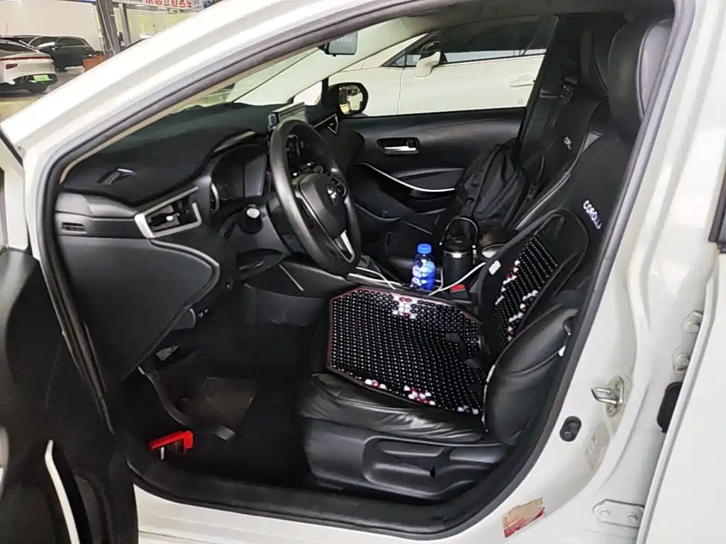 Toyota Corolla — миниатюра 15