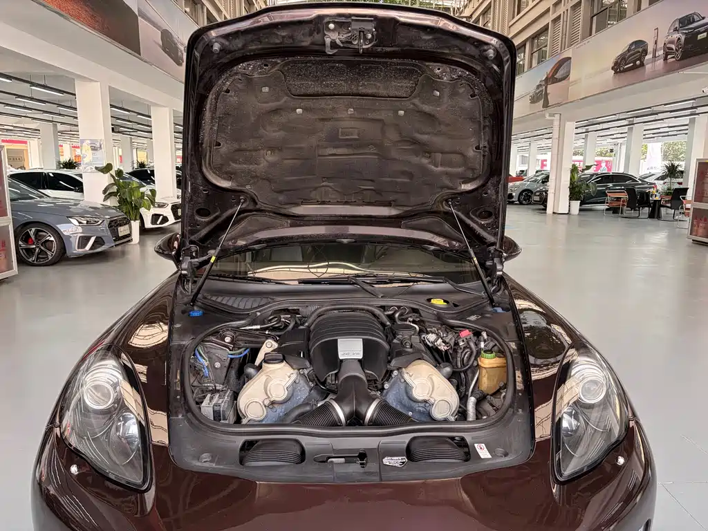 Porsche Panamera — миниатюра 17