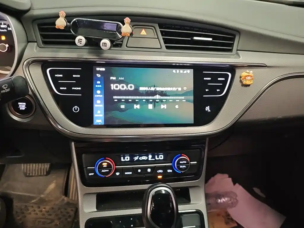 Geely Emgrand GL — миниатюра 13