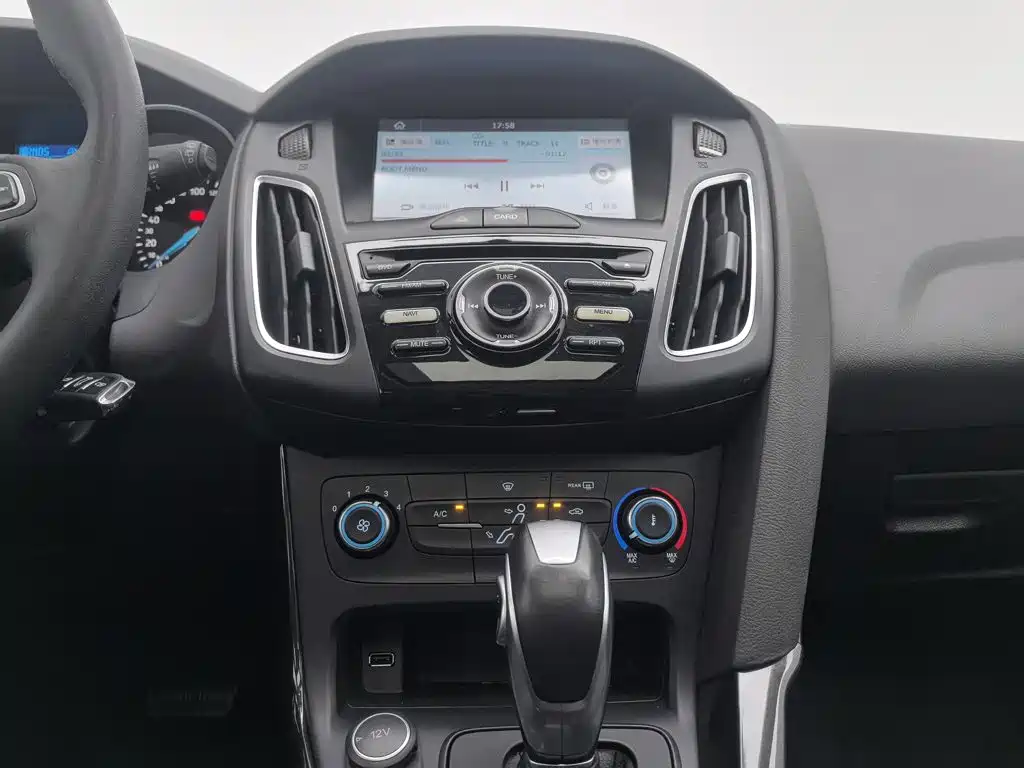 Ford Focus — миниатюра 12