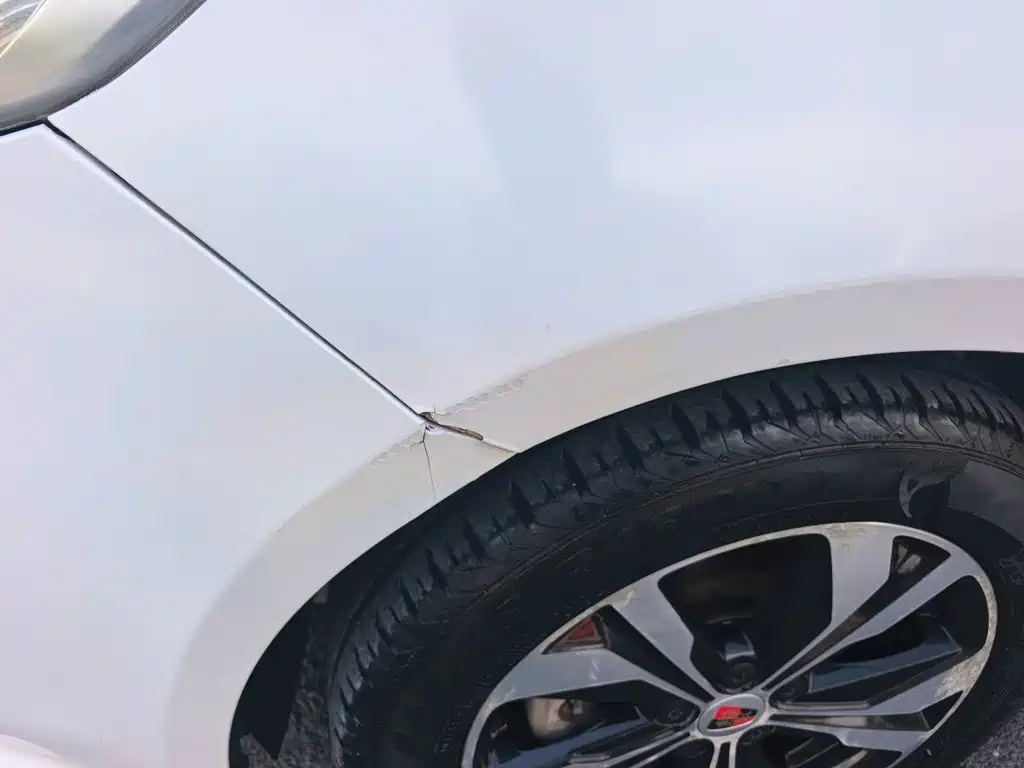 Roewe 360 — миниатюра 5