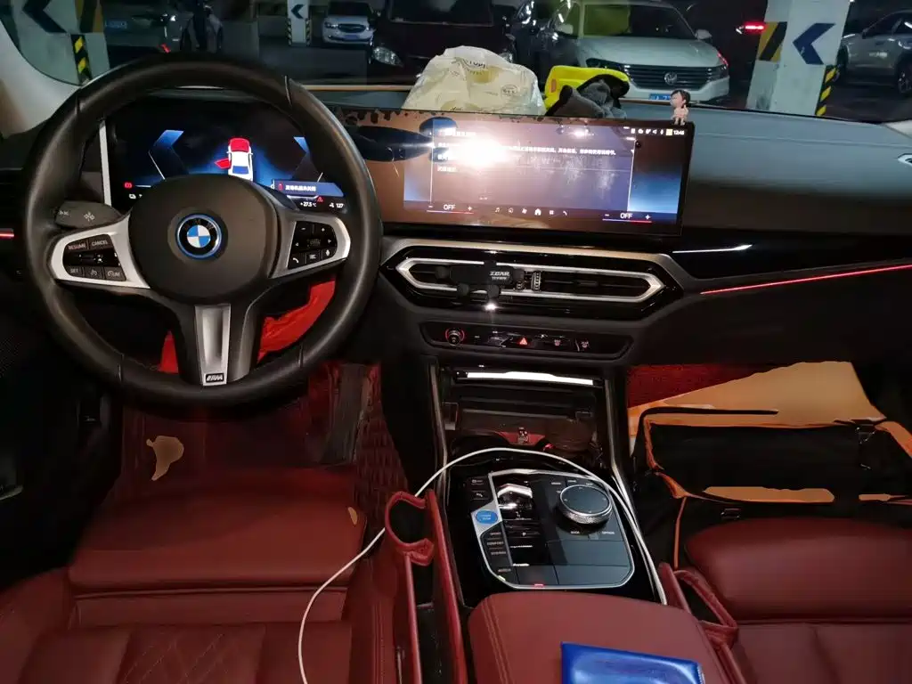 BMW i3 — миниатюра 10
