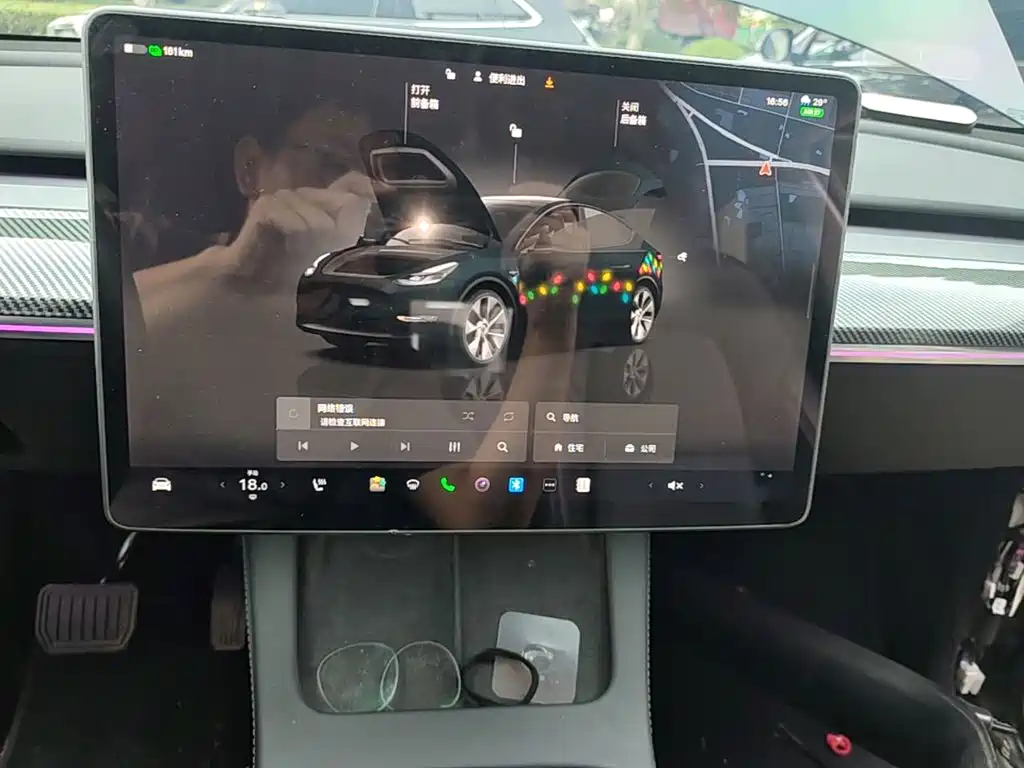 Tesla Model Y — миниатюра 13